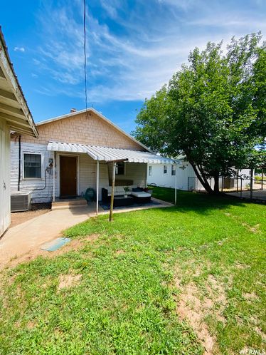 211 N 100 E, Roosevelt, UT 84066